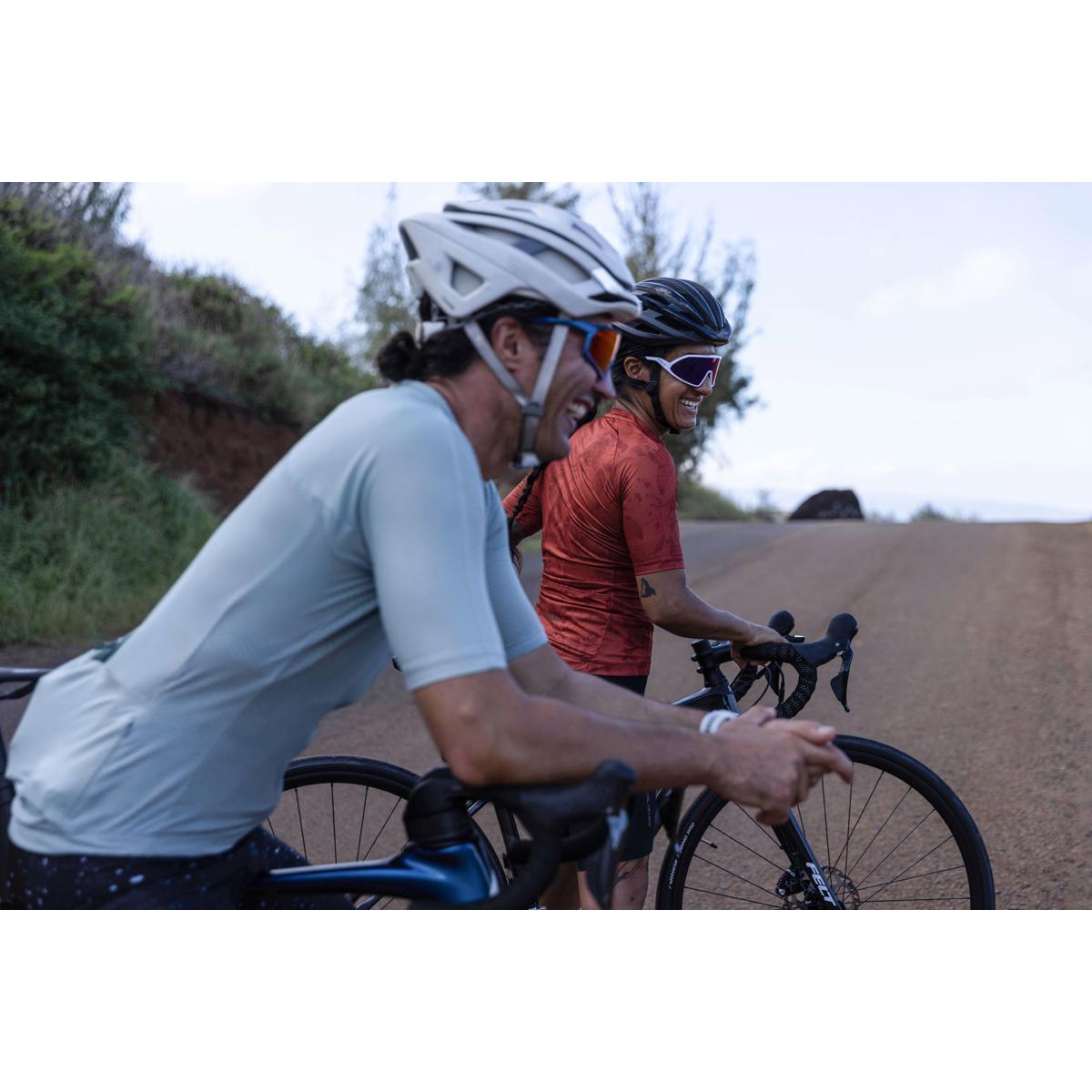 Garmin Edge 540 Solar GPS Cycling Computer Device