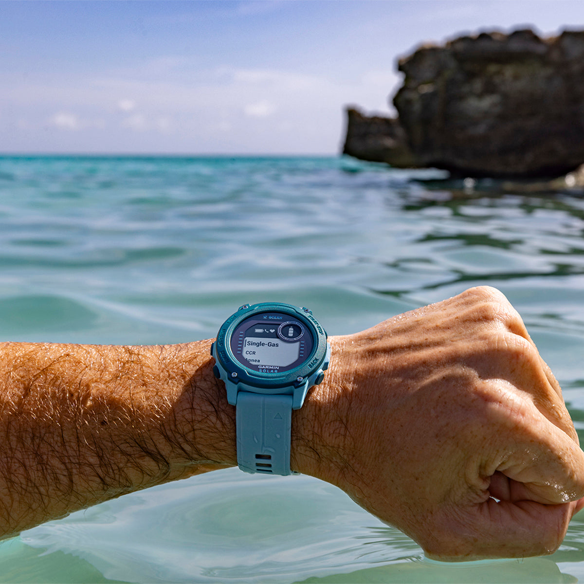 Garmin Descent G1 Solar Ocean Edition Dive 45mm GPS Smartwatch, Azure